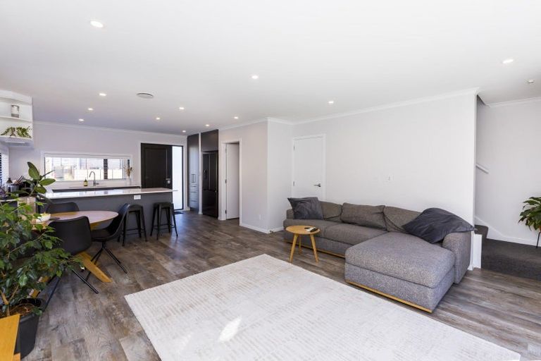 Photo of property in 25 Betty Boyes Street, Wallaceville, Upper Hutt, 5018