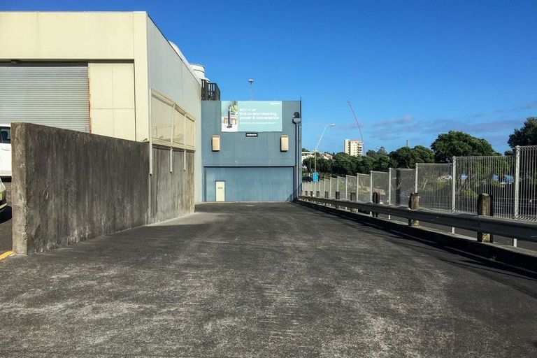 Photo of property in 2 Liardet Street, Vogeltown, Wellington, 6021