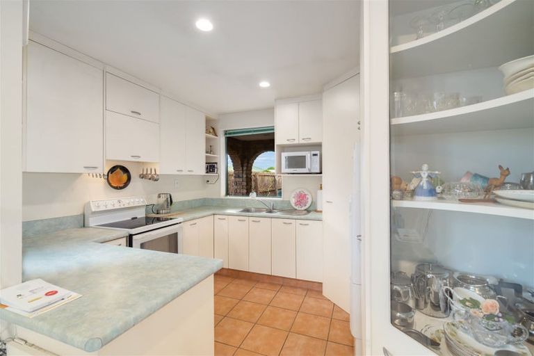 Photo of property in 6 Tulip Lane, Spreydon, Christchurch, 8024