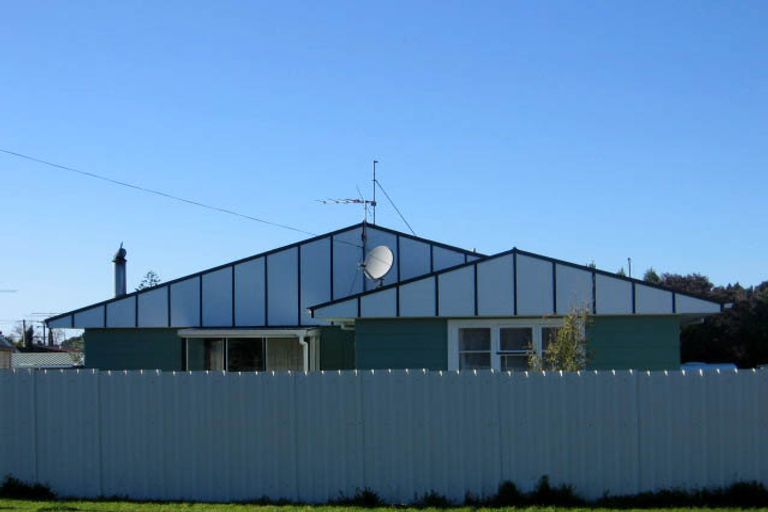 Photo of property in 29a Wallace Street, Featherston, 5710