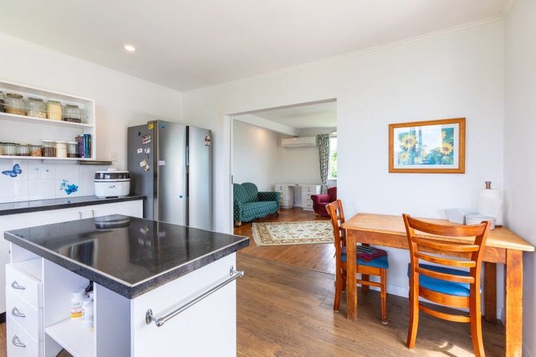 Photo of property in 21 Hall Street, Woodville, 4920