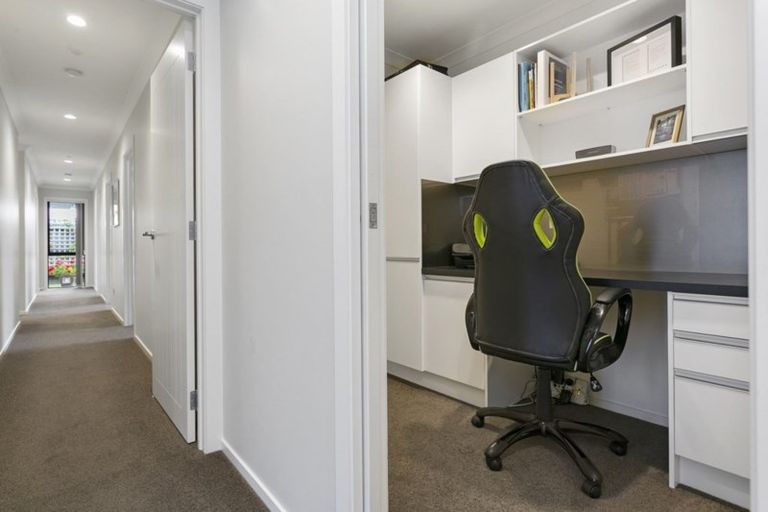 Photo of property in 33 Tulip Drive, Cambridge, 3434