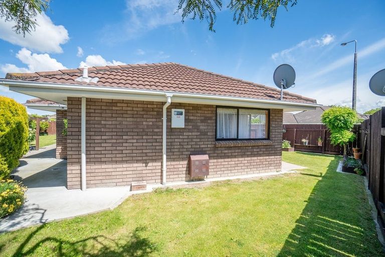 Photo of property in 5 Seville Court, Terrace End, Palmerston North, 4410