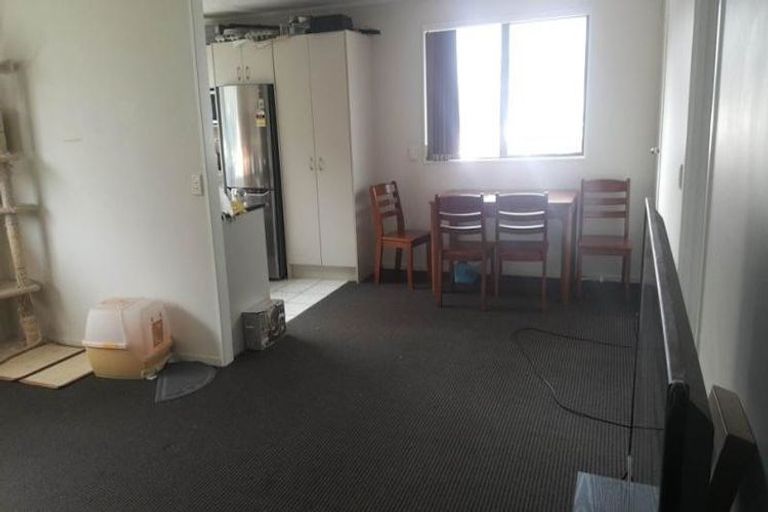 Photo of property in 148 Don Buck Road, Massey, Auckland, 0614