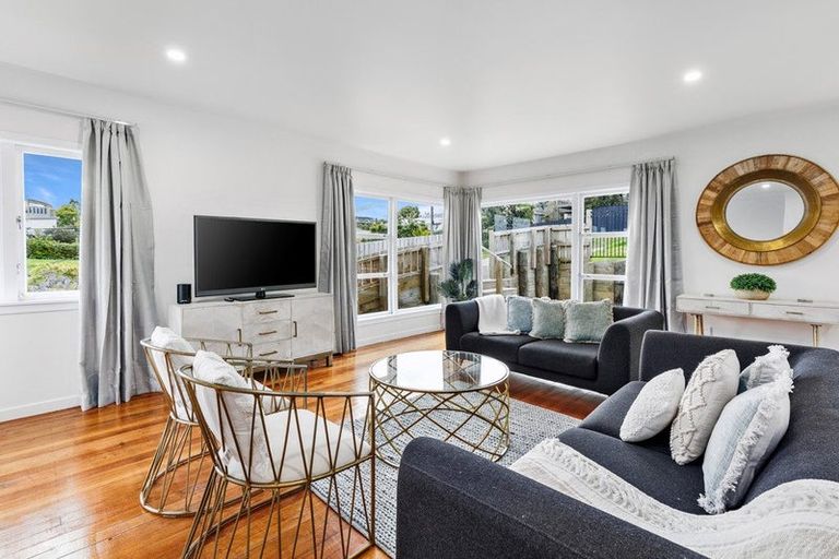 Photo of property in 36 Killarney Avenue, Torbay, Auckland, 0630