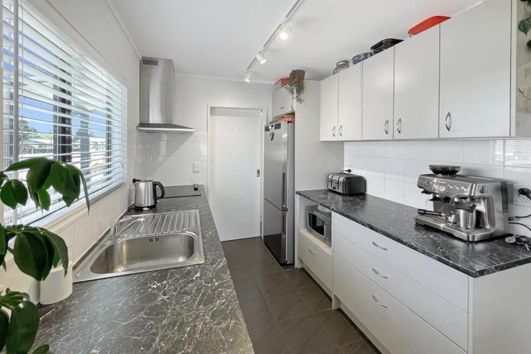 Photo of property in 1158a Heaphy Terrace, Fairfield, Hamilton, 3214