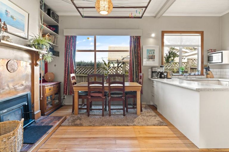 Photo of property in 1 Delta Street, Belleknowes, Dunedin, 9011