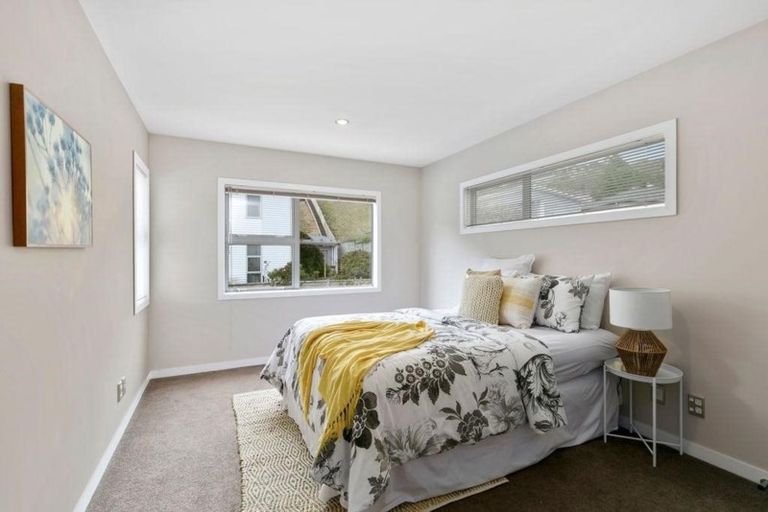 Photo of property in 48 Winsley Terrace, Churton Park, Wellington, 6037
