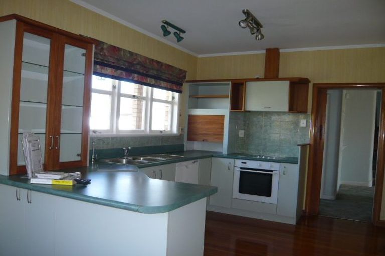 Photo of property in 3 Garnett Avenue, Forest Lake, Hamilton, 3200