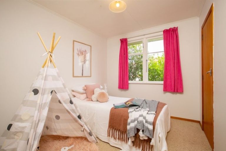 Photo of property in 23 Taverner Street, Carterton, 5713