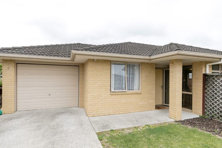 Photo of property in 18 Gardenia Close, Melville, Hamilton, 3206