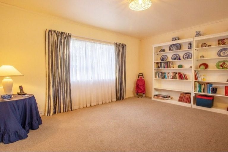 Photo of property in 85b Oxford Street, Tawa, Wellington, 5028