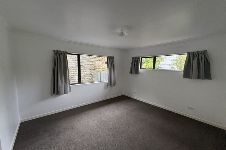 Photo of property in 332 Kaikorai Valley Road, Bradford, Dunedin, 9011