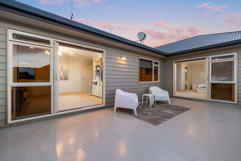 Photo of property in 23 Jarrah Park Drive, Pyes Pa, Tauranga, 3112