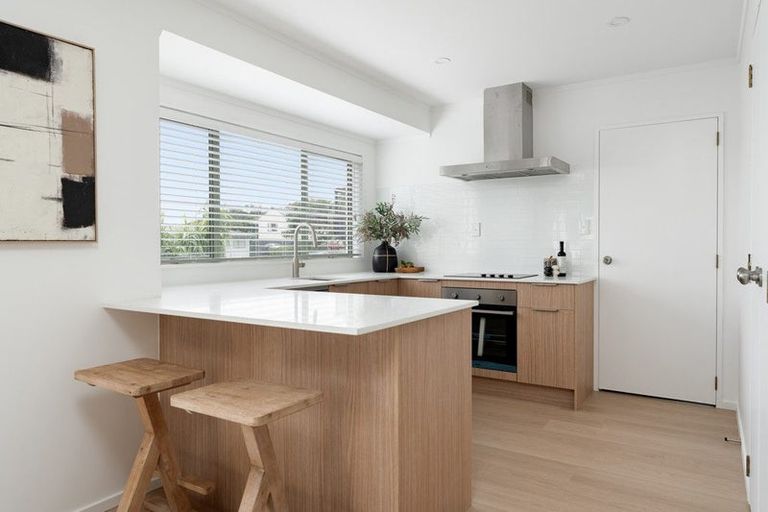 Photo of property in 17b Corinna Street, Welcome Bay, Tauranga, 3112