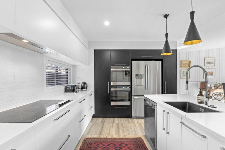 Photo of property in 12 Ardrossan Way, Tai Tapu, 7672