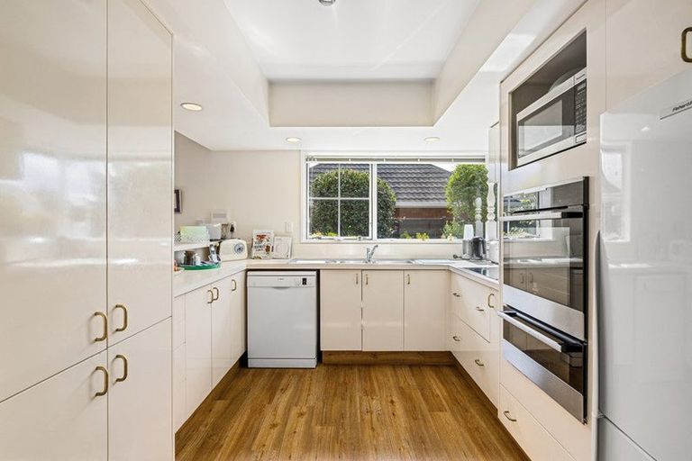 Photo of property in 2/27 Hamilton Avenue, Ilam, Christchurch, 8041