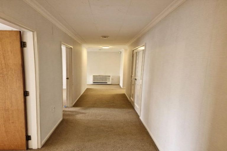 Photo of property in 31 Truby King Street, Merrilands, New Plymouth, 4312