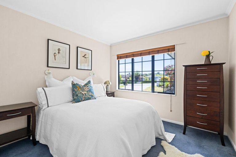 Photo of property in 46 Lucknow Road, Havelock North, 4130