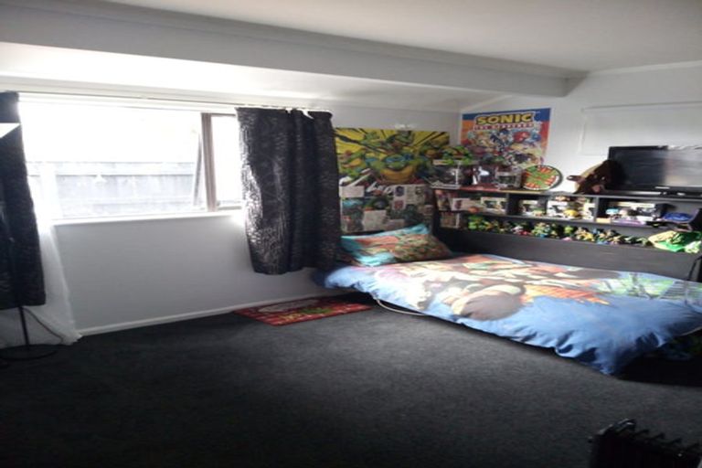 Photo of property in 140 Arawhata Road, Paraparaumu, 5032