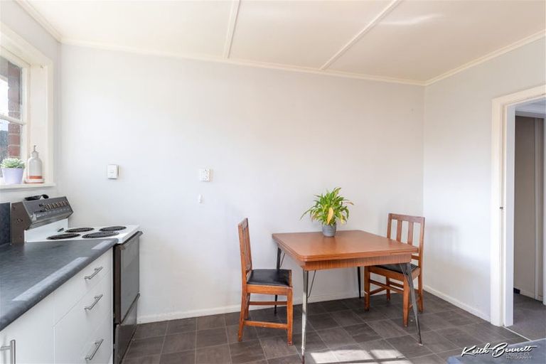 Photo of property in 25 Hewer Crescent, Naenae, Lower Hutt, 5011