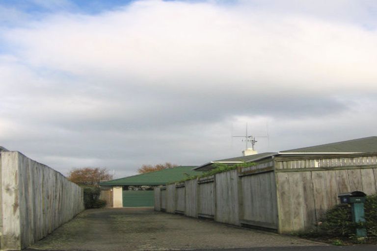 Photo of property in 28a Aberdeen Avenue, Takaro, Palmerston North, 4412