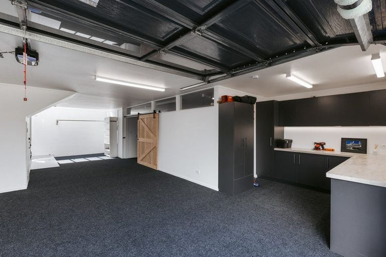 Photo of property in 36 Downing Place, Welcome Bay, Tauranga, 3112