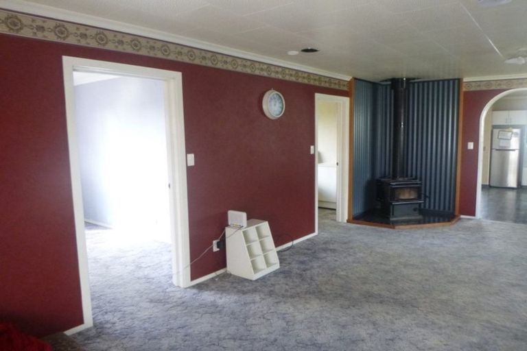 Photo of property in 40 Cobden Street, Westport, 7825