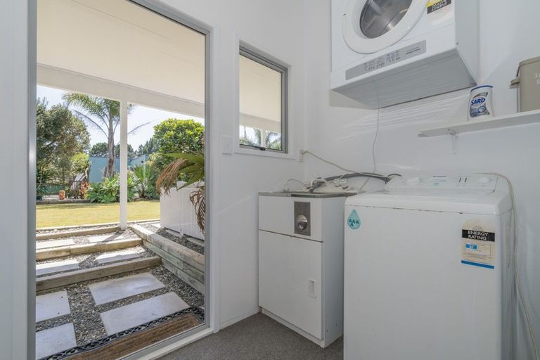 Photo of property in 656 Matarangi Drive, Matarangi, Whitianga, 3592