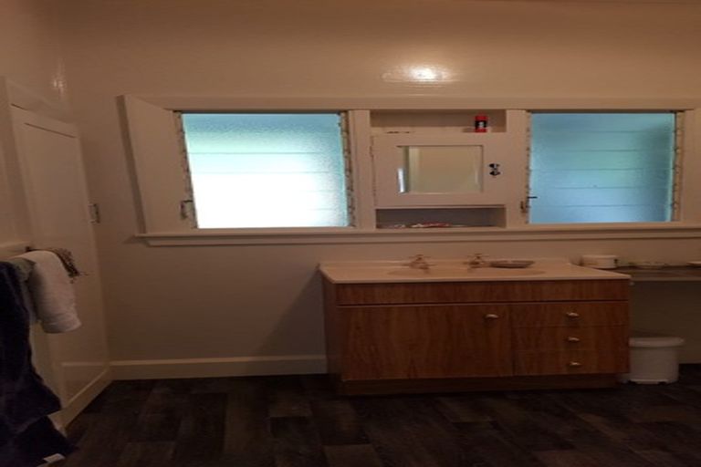 Photo of property in 11 Leith Crescent, Greymouth, 7805