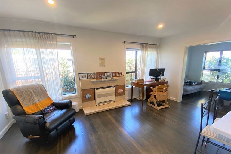 Photo of property in 1/183 Wairakei Road, Bryndwr, Christchurch, 8053