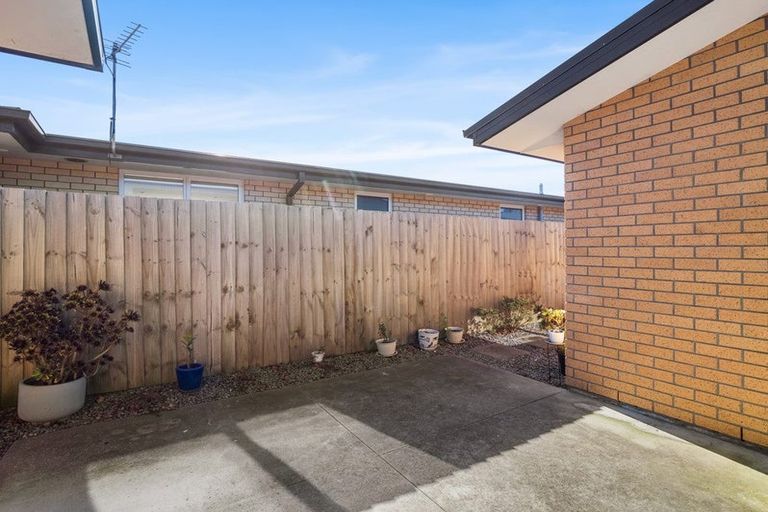 Photo of property in 22 Meyer Crescent, Halswell, Christchurch, 8025