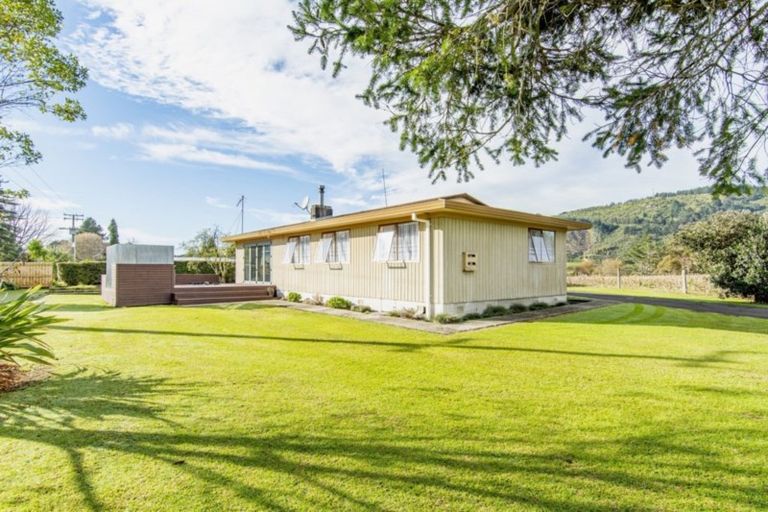 Photo of property in 1 Kaiwha Road, Welcome Bay, Tauranga, 3175