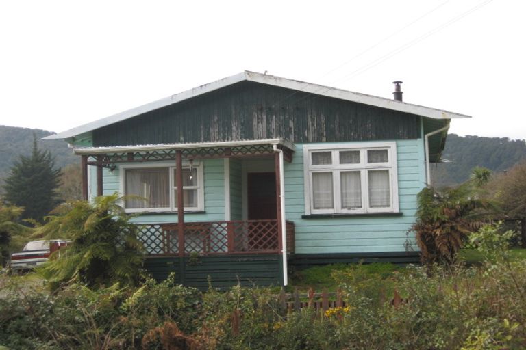 Photo of property in 54 Ranfurly Street, Runanga, 7803