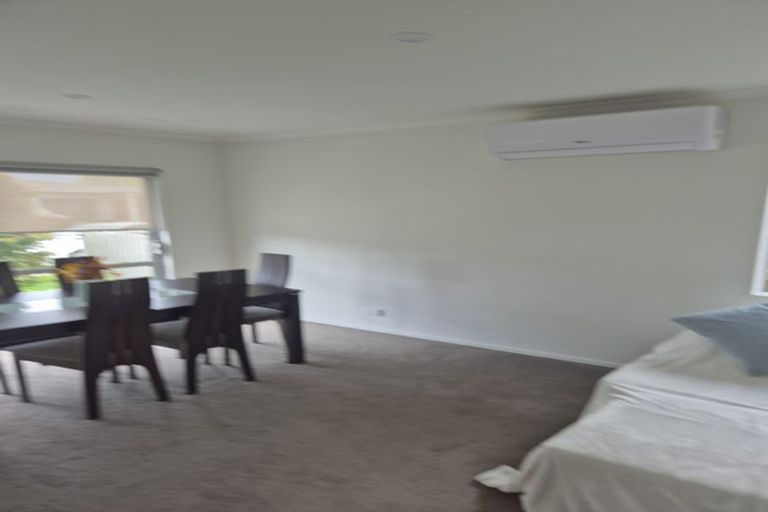 Photo of property in 16 Kutukutu Street, Takanini, 2112