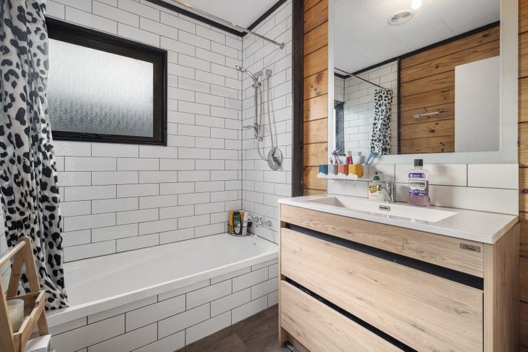 Photo of property in 8b Dawson Drive, Ngongotaha, Rotorua, 3010