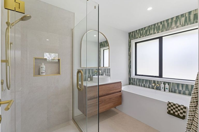 Photo of property in 16 Coates Lane, Te Poi, 3473