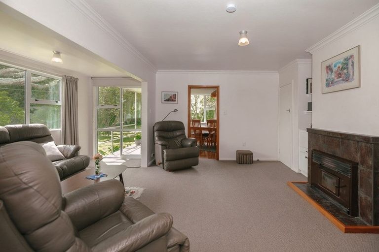 Photo of property in 305 Karere Road, Tiakitahuna, Palmerston North, 4477