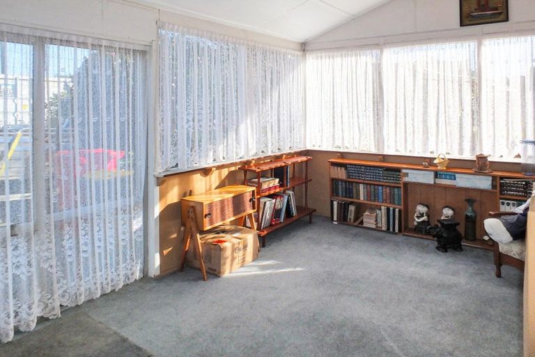 Photo of property in 23 Seabury Avenue, Foxton Beach, Foxton, 4815