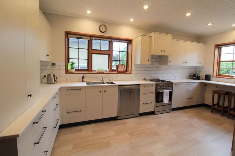 Photo of property in 10 Albert Street, Seaview, Timaru, 7910