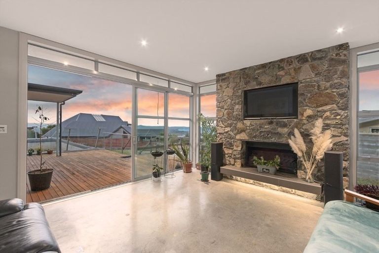 Photo of property in 11 Cirrus Lane, Mount Pleasant, Christchurch, 8081