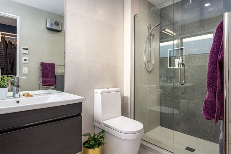 Photo of property in 77 Manakura Street, Russley, Christchurch, 8042