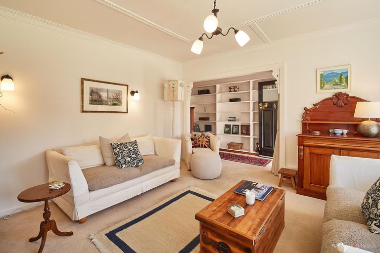 Photo of property in 57 Main North Road, Geraldine, 7930