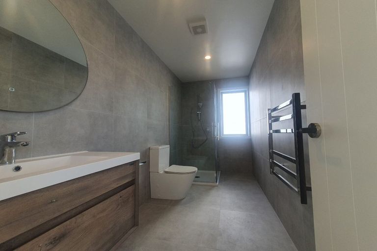 Photo of property in 38 Kea Road, Silverdale, 0932