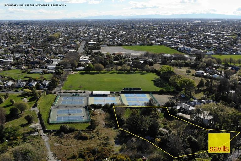 Photo of property in 70 Banks Avenue, Dallington, Christchurch, 8061