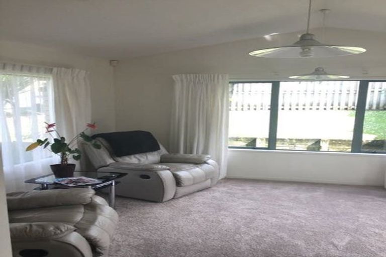 Photo of property in 20 Rush Creek Drive, Westgate, Auckland, 0614