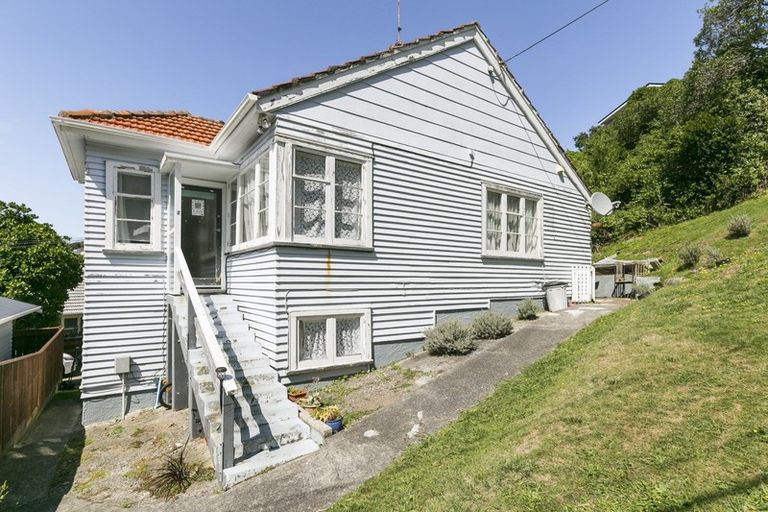 Photo of property in 7 Miramar Road North, Miramar, Wellington, 6022