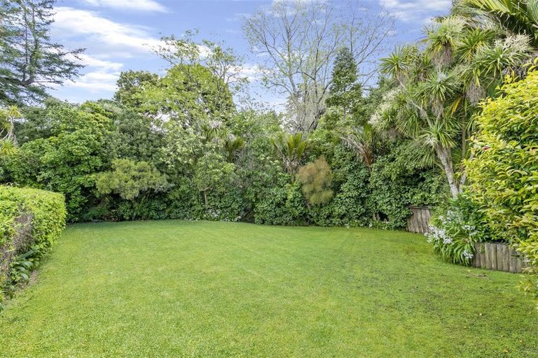 Photo of property in 49a Cockle Bay Road, Cockle Bay, Auckland, 2014