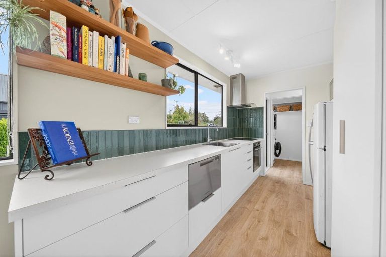 Photo of property in 43 Jellicoe Street, Greytown, 5712