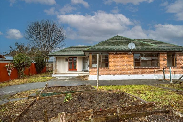 Photo of property in 10 Colman Avenue, Sockburn, Christchurch, 8042